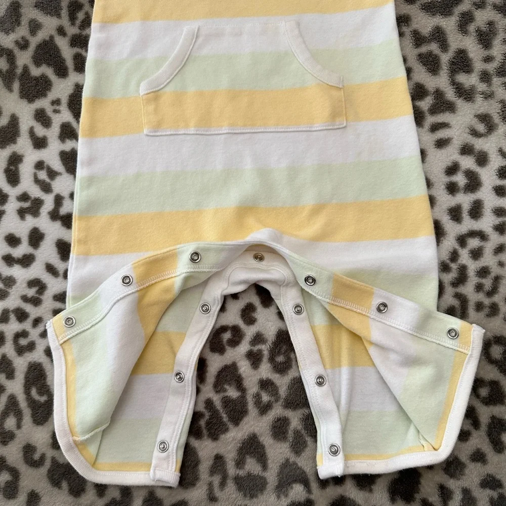 babyGap Short Sleeve Striped One-Piece for Baby in Green Yellow Size 6-12 Months